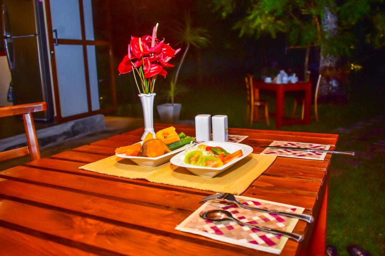 Onera Villa Hikkaduwa Extérieur photo